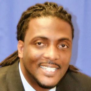 Meet your Posher, Larry